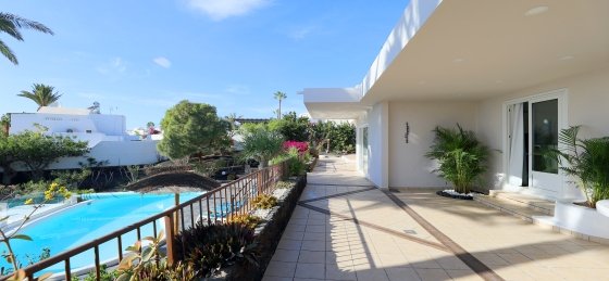 cancilla-terrace-6.jpg Villa holidays in Spain