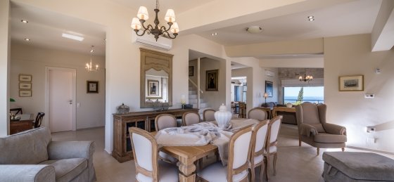 dining_area.jpg Villa rentals in Crete