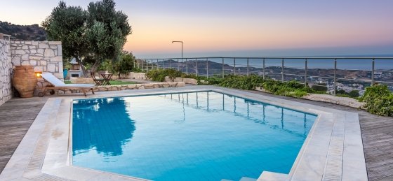 dsc_9005-edit.jpg Villas in Greece