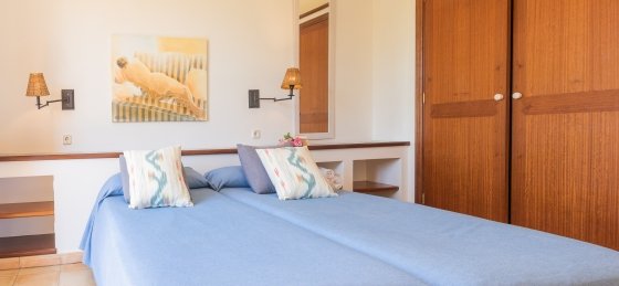 Book a villa in Cala d'Or