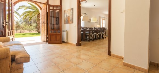 Book a villa in Cala d'Or