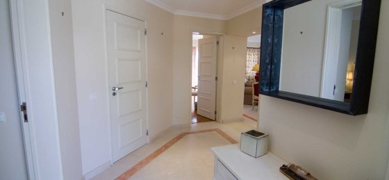 hallway.jpg Villa in Quinta do Lago to rent