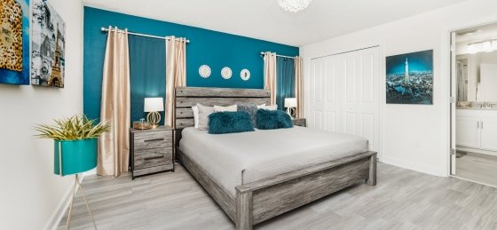 Book a villa holiday in Storey Lake Resort