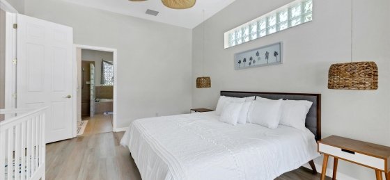 image_161215653.jpeg Book a villa holiday in United States