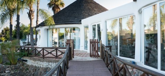 jarro9.jpg Book a villa in Portugal