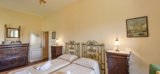 lo_dsc1425.jpg Book a villa holiday in Arezzo