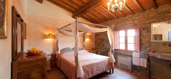 lo_podere-gotti-high-21.jpg Book a villa in Tuscany