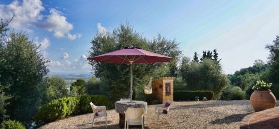 Book a villa in Tuscany