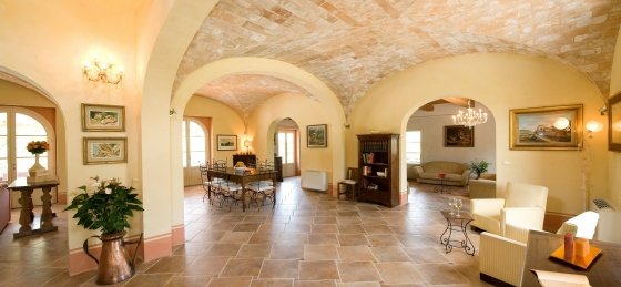 lo_villa-bacio-high-12.jpg Villa holidays in Tuscany