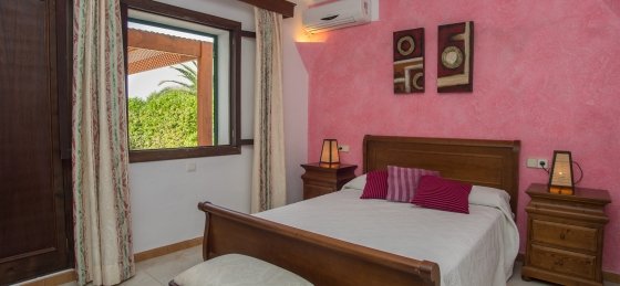 los_dos_pinos-27.jpg Book a villa holiday in Balearic Islands