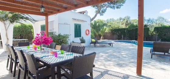 los_dos_pinos-6.jpg Book a villa holiday in Cala d'Or
