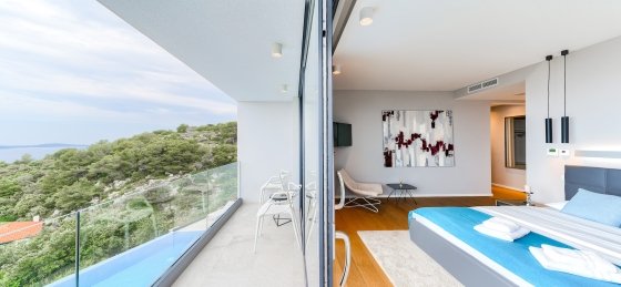 m.jpg Villa holidays in Hvar