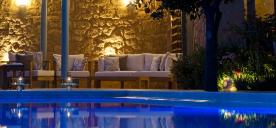 pool_outdoor_sitting_mandarina_0096.jpg Villa in Greece to rent