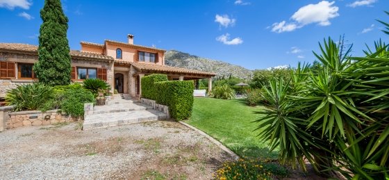 rostoya_127.jpg Book a villa in Balearic Islands
