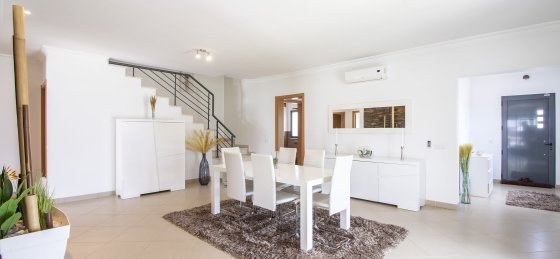 sala1.1.jpg Book a villa holiday in Portugal