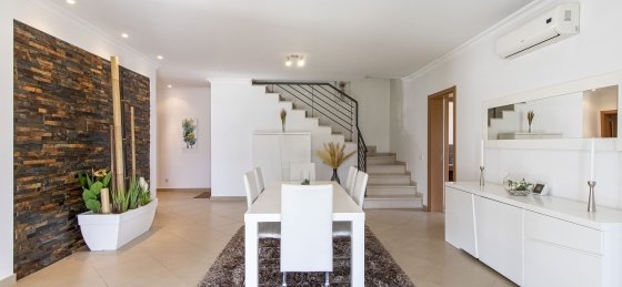 sala1.jpg Book a villa in Algarve