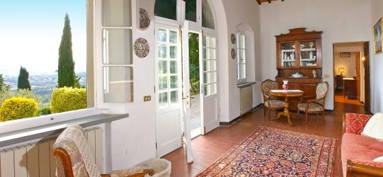 Book a villa holiday in Italy