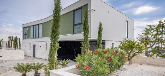 villa_night_diamond_57.jpg Book a villa holiday in Dalmatia