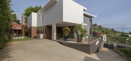 009_pmaf_aia_viladasquebradas.jpg Villa in Funchal to rent