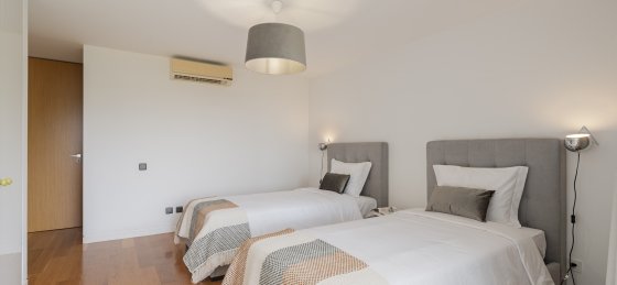 054_pmaf_aia_viladasquebradas.jpg Villas in Portugal