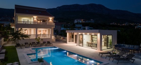 48.jpg Book a villa holiday in Trogir