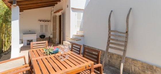 Book a villa holiday in Cala d'Or