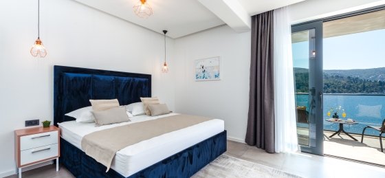 beachfront_villa_absoluta_13.jpg Holiday villas in Croatia