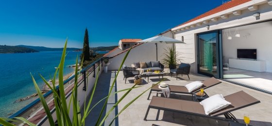 beachfront_villa_absoluta_28.jpg Holiday villas in Croatia