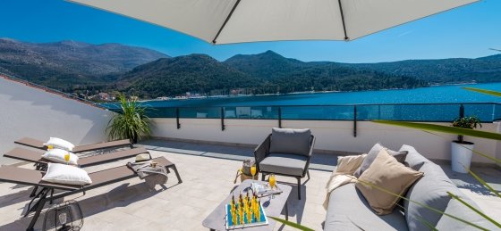 beachfront_villa_absoluta_29.jpg Holiday villas in Croatia