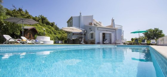 exterior10.jpg Villa holidays in Almancil