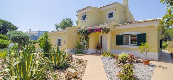 exterior10.jpg Villa holidays in Vilamoura