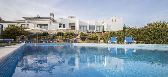 exterior2.jpg Holiday home in Almancil villa booking