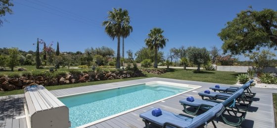 exterior2.jpg Villa rentals in Almancil