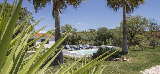 exterior6.jpg Book a villa in Almancil