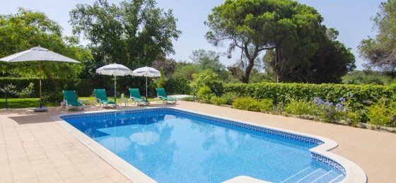 exterior9.jpg Villa rentals in Vilamoura