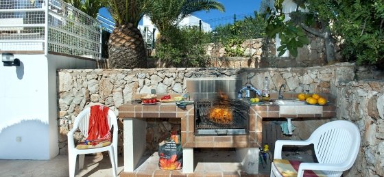 Book a villa in Spain