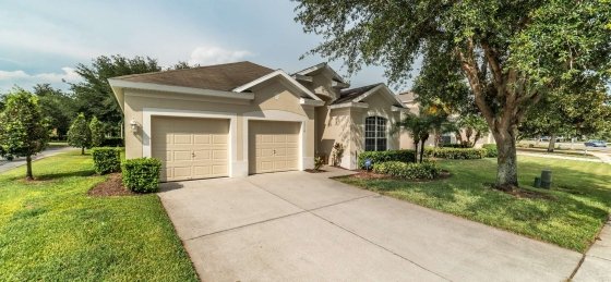 Villa rentals in Windsor Hills