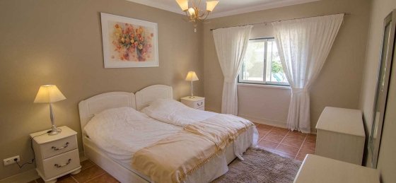 quarto1.jpg Villa rentals in Vilamoura