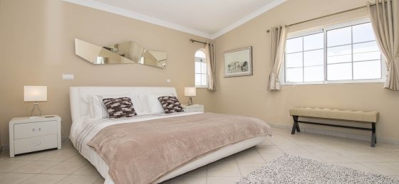 quarto3.jpg Holiday villas in Almancil