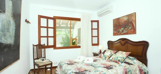 rotger_-_bedroom_3-1_2400x1600.jpg Villas in Balearic Islands