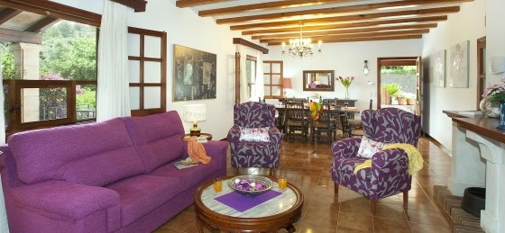 rotger_-_saloon_1_2400x1600.jpg Book a villa in Mallorca