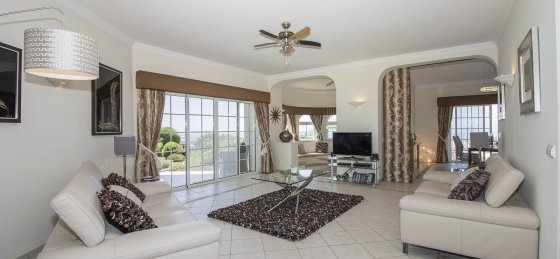 sala1.jpg Holiday home in Algarve villa booking