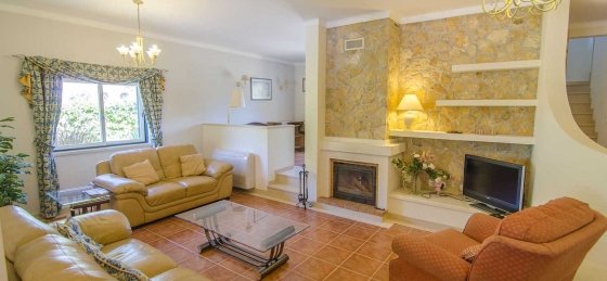 sala1.jpg Holiday villas in Vilamoura