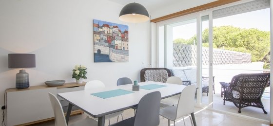 sala1.jpg Villa holidays in Almancil