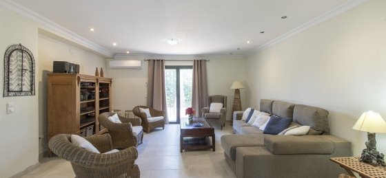 sala2.jpg Villa holidays in Portugal