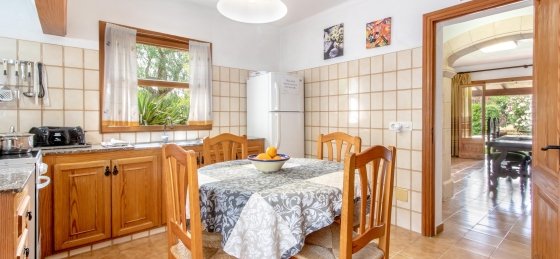 sol_roma_-_kitchen_2_2400x160018.jpg Holiday villas in Spain