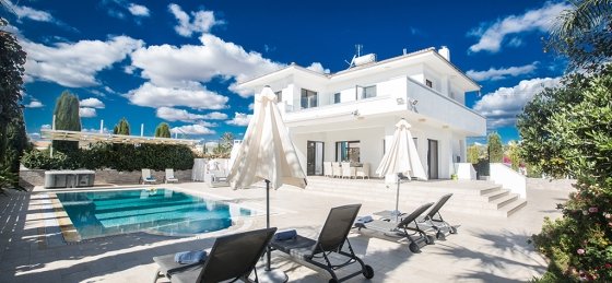 1.jpg Villa in Cyprus to rent