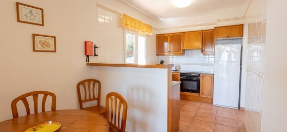 v130_cocina-1-3.jpg Book a villa in Spain