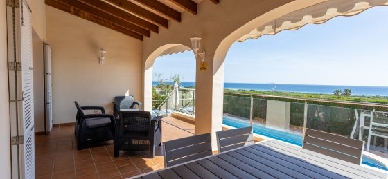 v130_terraza-1.jpg Villas in Balearic Islands