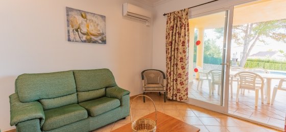 v155_salon-2.jpg Holiday villas in Spain